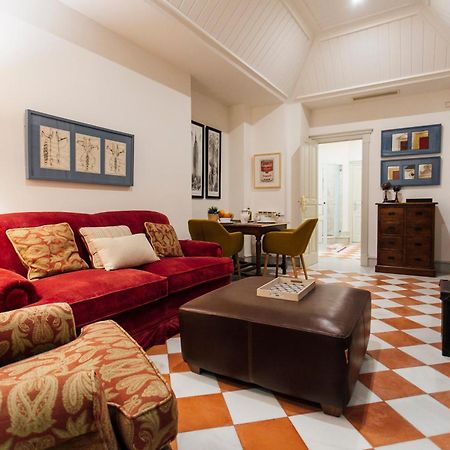 Aparthotel Casa Patio Del Siglo XIX Sevilla Zimmer foto