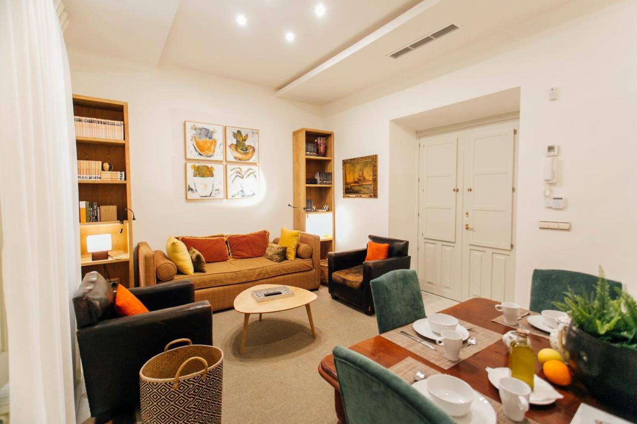 Aparthotel Casa Patio Del Siglo XIX Sevilla Zimmer foto